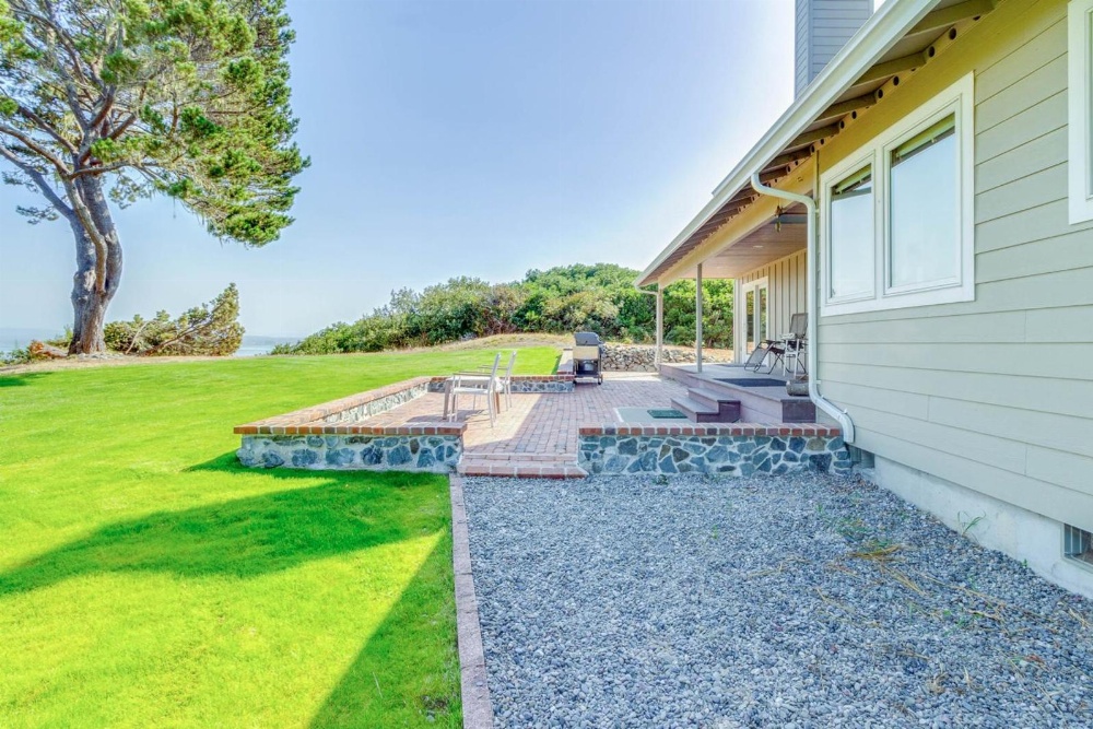 Manila Cove Majesty Main image